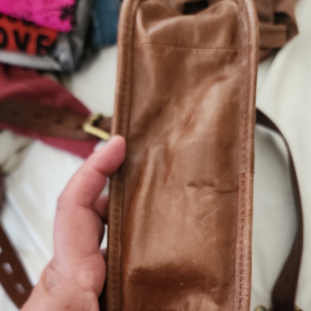 HOBO Vintage Grunge Distressed Rich Brown 100% Genuine Leather Shoulder Bag - Picture 9 of 14